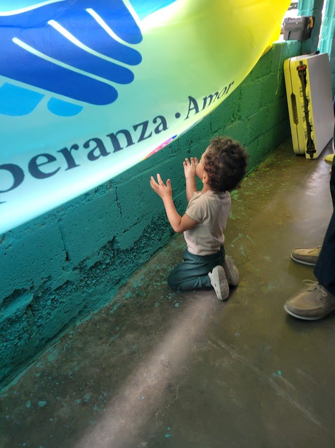 Moisés en los proyectos de la fundación